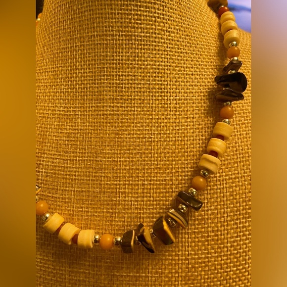Boho bead and stone necklace - Picture 3 of 5